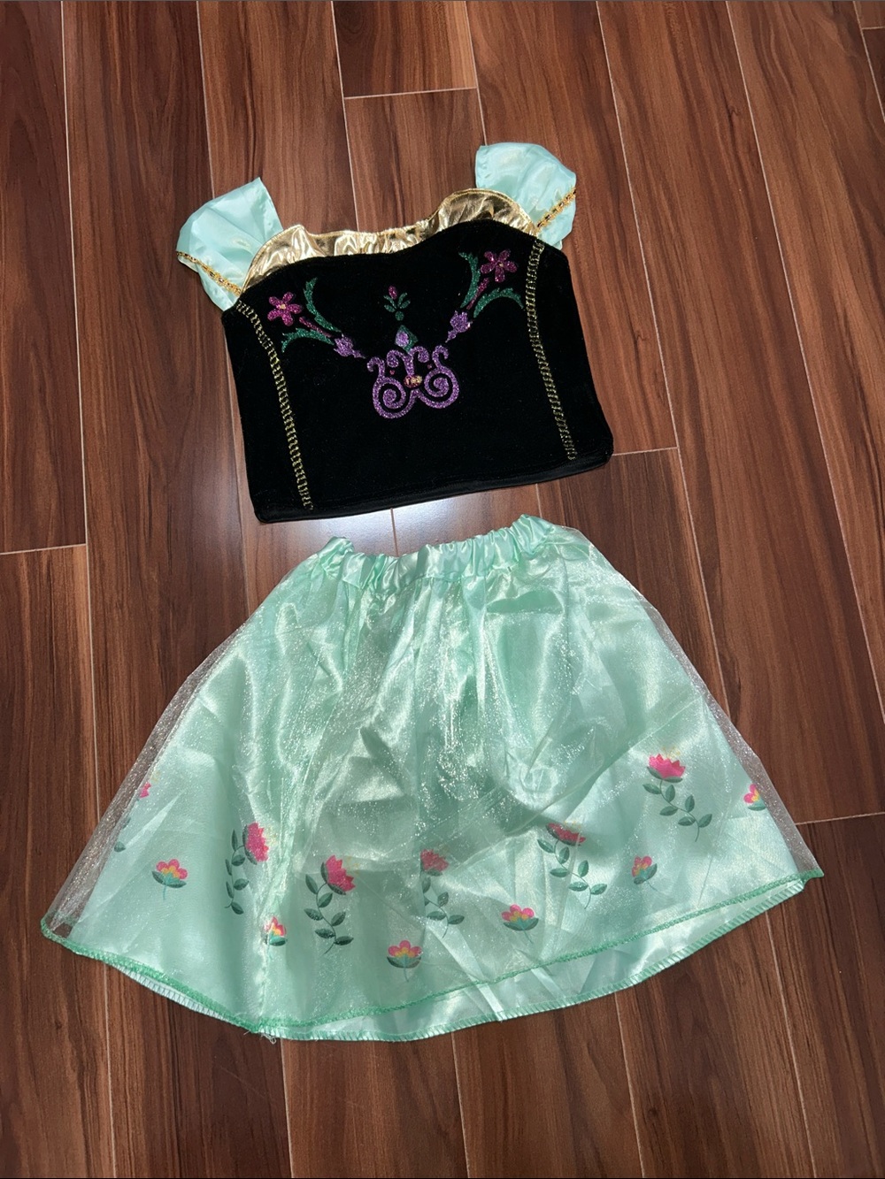 XS 4-6 Princess dress Halloween dress up costume